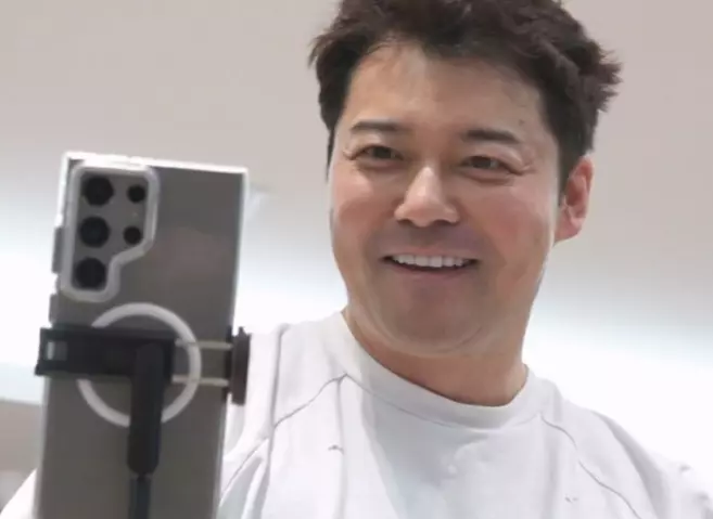 전현무