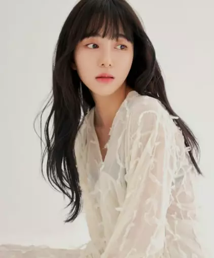 권민아