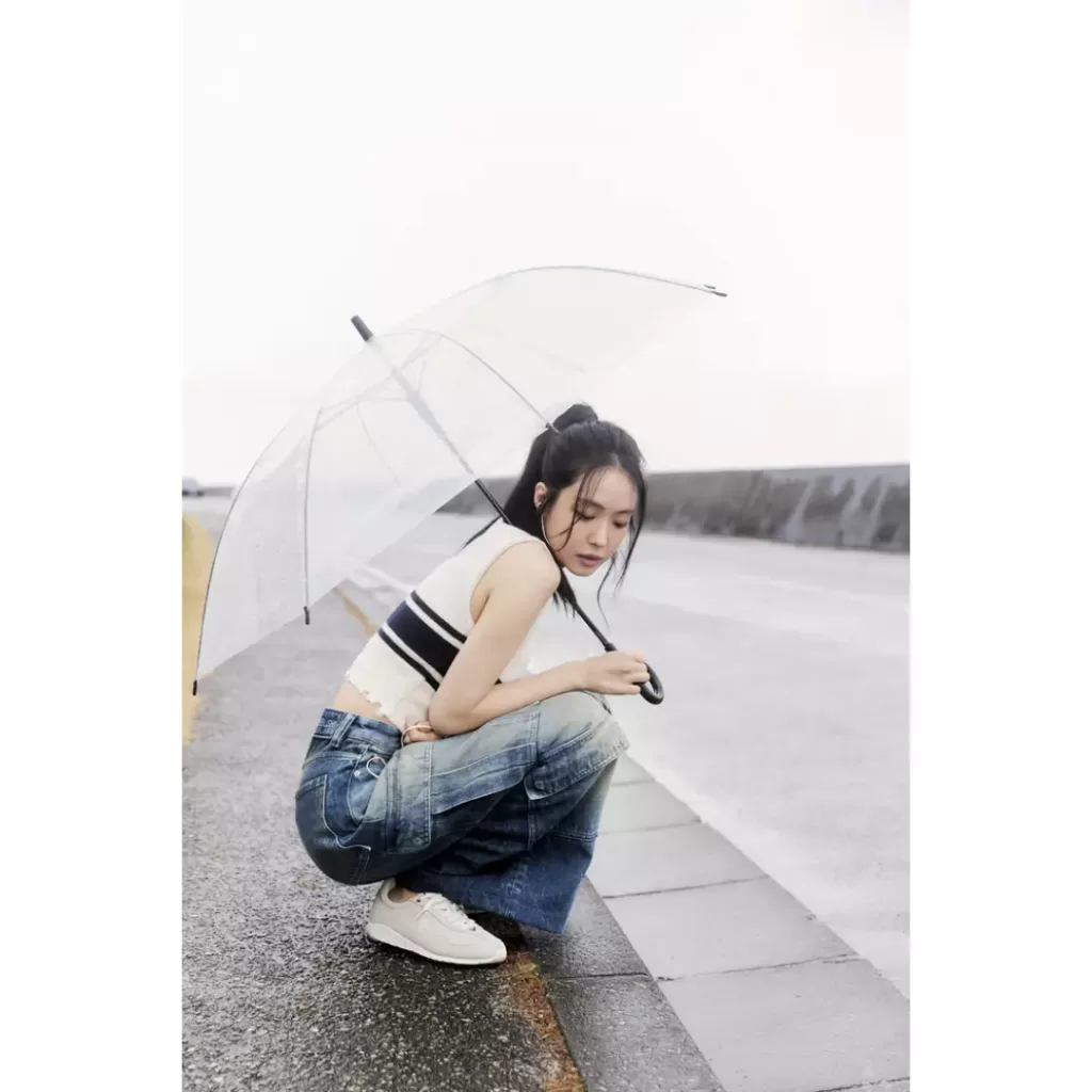데상트 손나은
