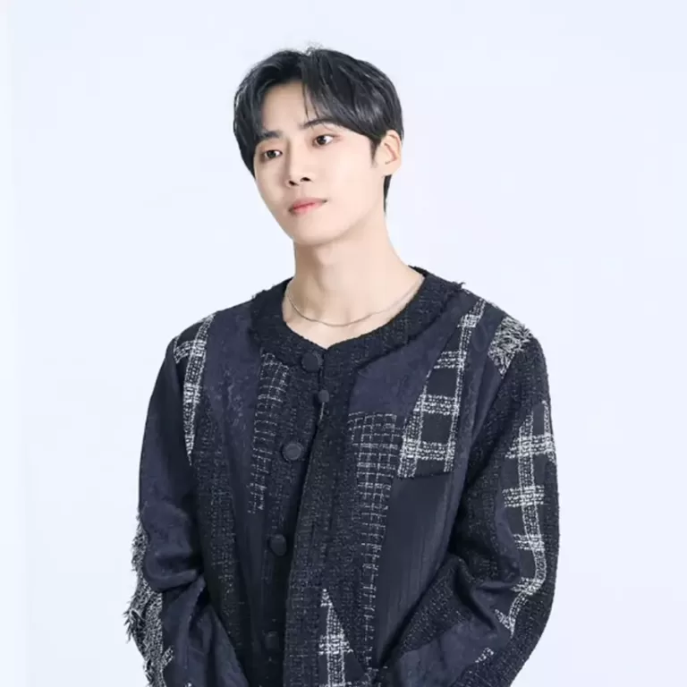 추영우