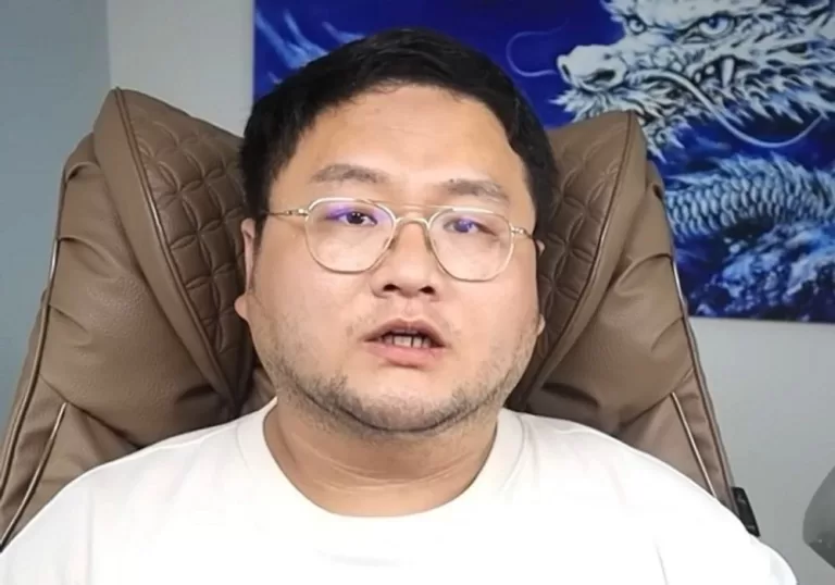 구제역 징역 4년 구형