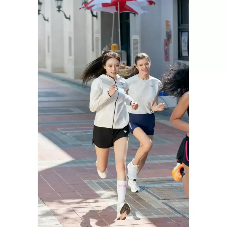 다이나핏 모델 있지 유나