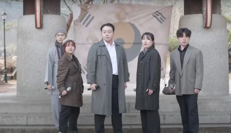 지난 3월 29일 봉선사 일주문에서 열린 제106주년 봉선사/부평리 3.1만세운동 기념행사에서, 경복대 공연예술학과 졸업생들로 이뤄진 공연팀의 기념공연이 펼쳐졌다.