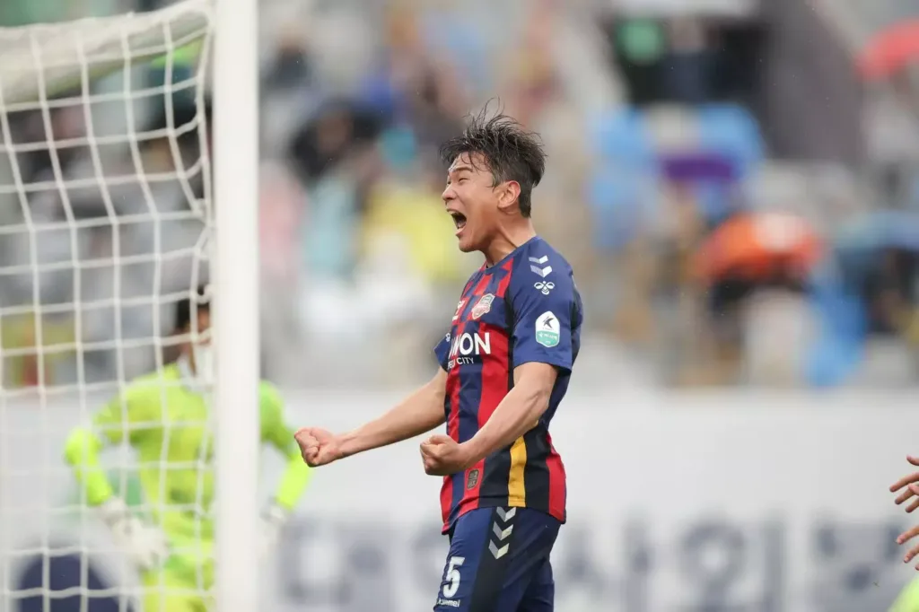 수원FC 이현용.