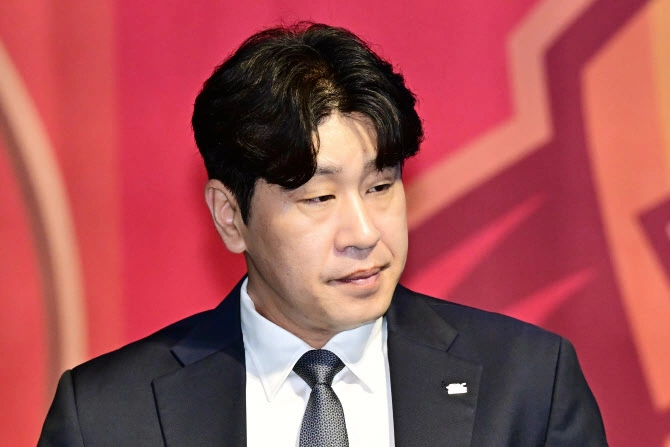 김종민 한국도로공사 감독.