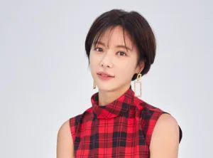 황정음