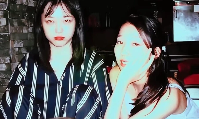 설리, 김선아.