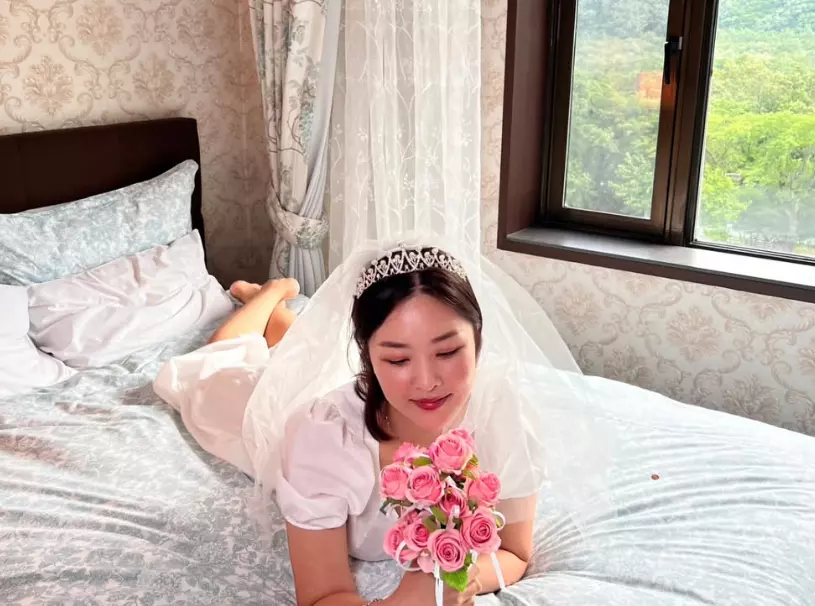 한윤서.