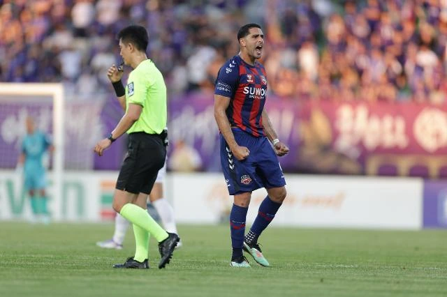 수원FC 싸박.
