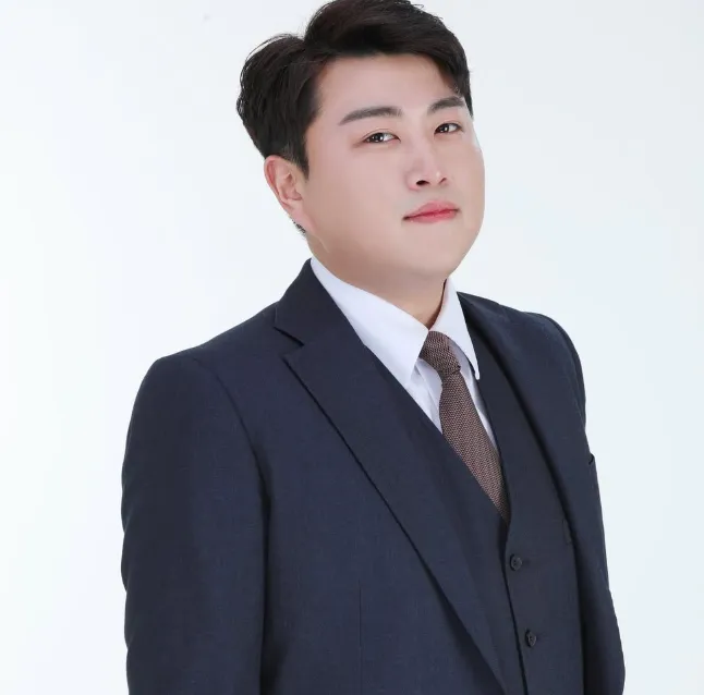 김호중