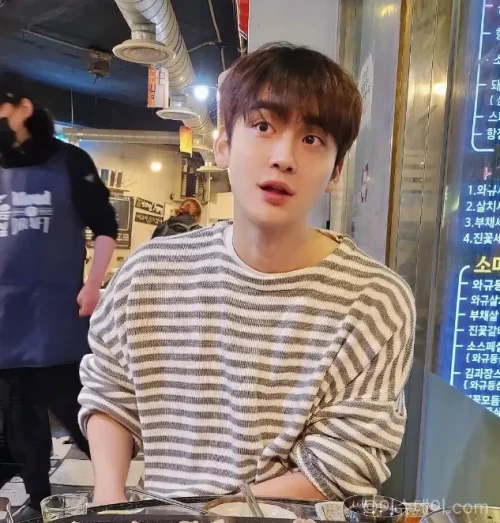 조윤우