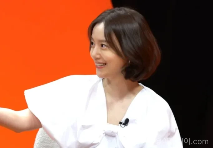 문채원