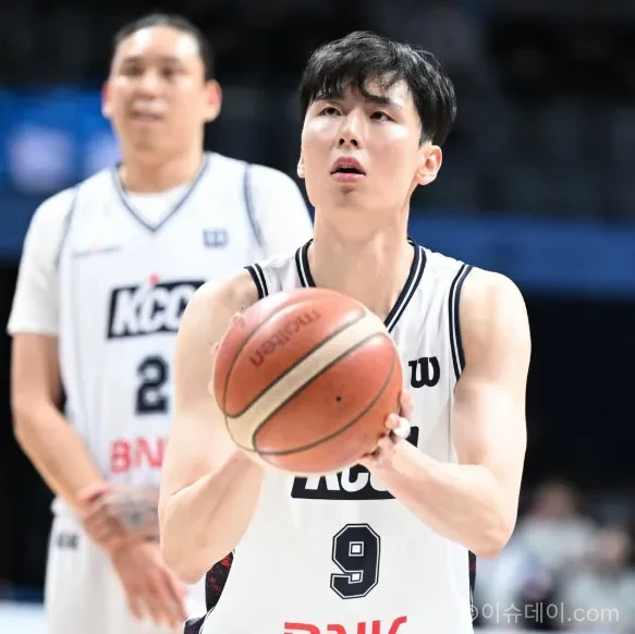 부산 KCC