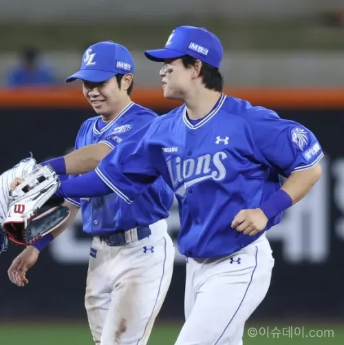 SSG 랜더스 삼성 라이온즈