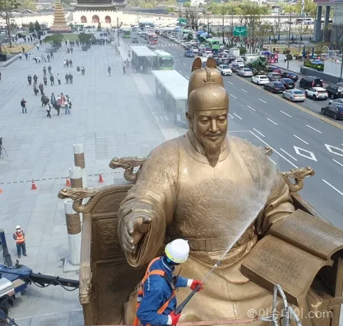 광화문광장 동상