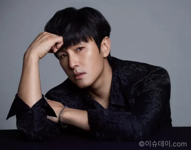 김동완