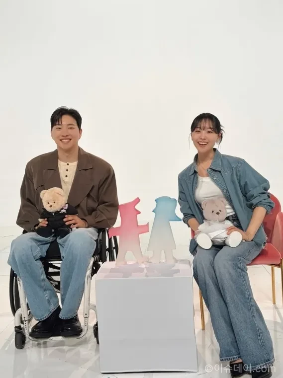 송지은 박위 부
