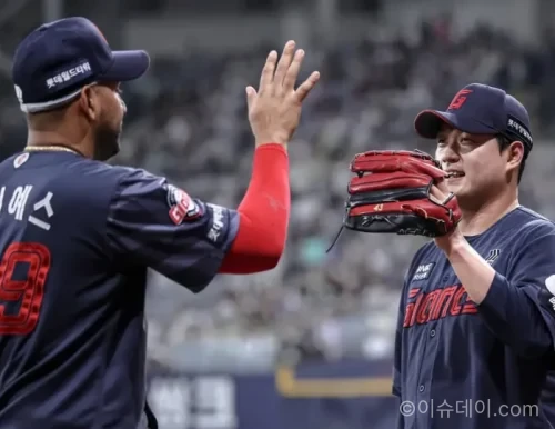 롯데 자이언츠 두산 베어스