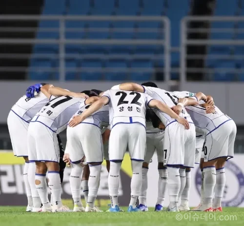 부산 아이파크 수원 삼성