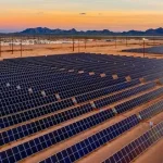 한화큐셀이 미국 애리조나주에 조성되는 2.8GW 태양광·5.7GWh ESS 복합단지 아틀라스 에너지 파크의 EPC와 모듈 공급을 맡는다. 사업 규모와 현지 생산 경쟁력을 정리했다.