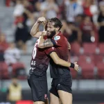 2026년 K리그1 부천FC 포항전에서 골을 넣고 기뻐하는 갈레고와 가브리엘