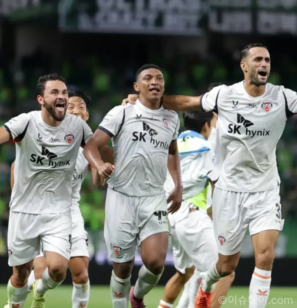 "한라봉으로 맞아볼래?" 제주 SK, 전북 현대 원정 3-1 승리...네게바 해트트릭 7경기 무패