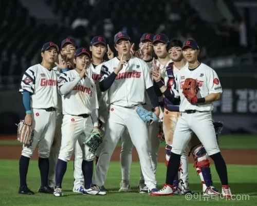 롯데 자이언츠 키움 히어로즈