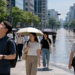 폭염 건강수칙은 냉방기기 사용부터 수분 섭취, 외출 조절, 열사병 대처까지 포함한다.