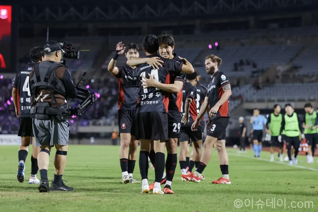 "얼음 VS 물병" 부천FC, 인천 유나이티드 상대로 032 더비 맞대결, 연패 스토퍼는 누구