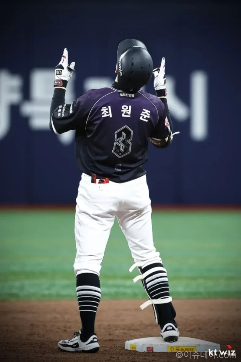 고척스카이돔에서 키움을 10-1로 꺾은 KT 위즈