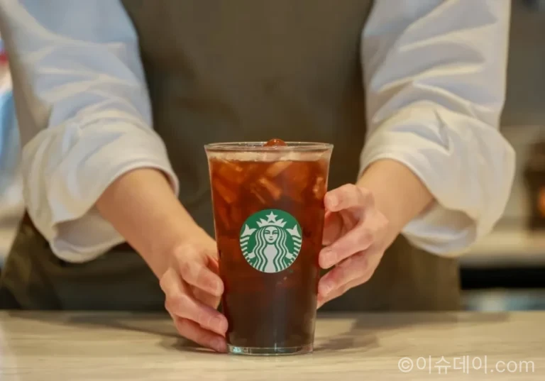 스타벅스 리워드 회원 1600만명 달성 감사 프로모션 안내 이미지